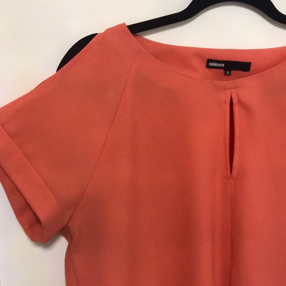 Open shoulder blouse - Picture 2 of 3